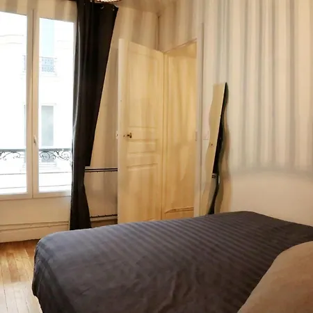 Nice Warm Apartment Near Montmartre! Paris