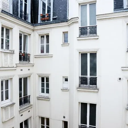 Nice Warm Apartment Near Montmartre! Paris