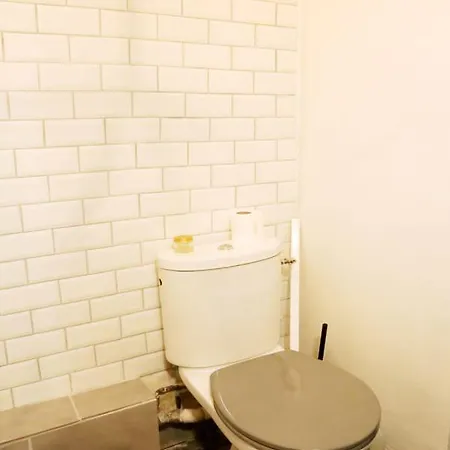 Daire Nice Warm Apartment Near Montmartre! Paris